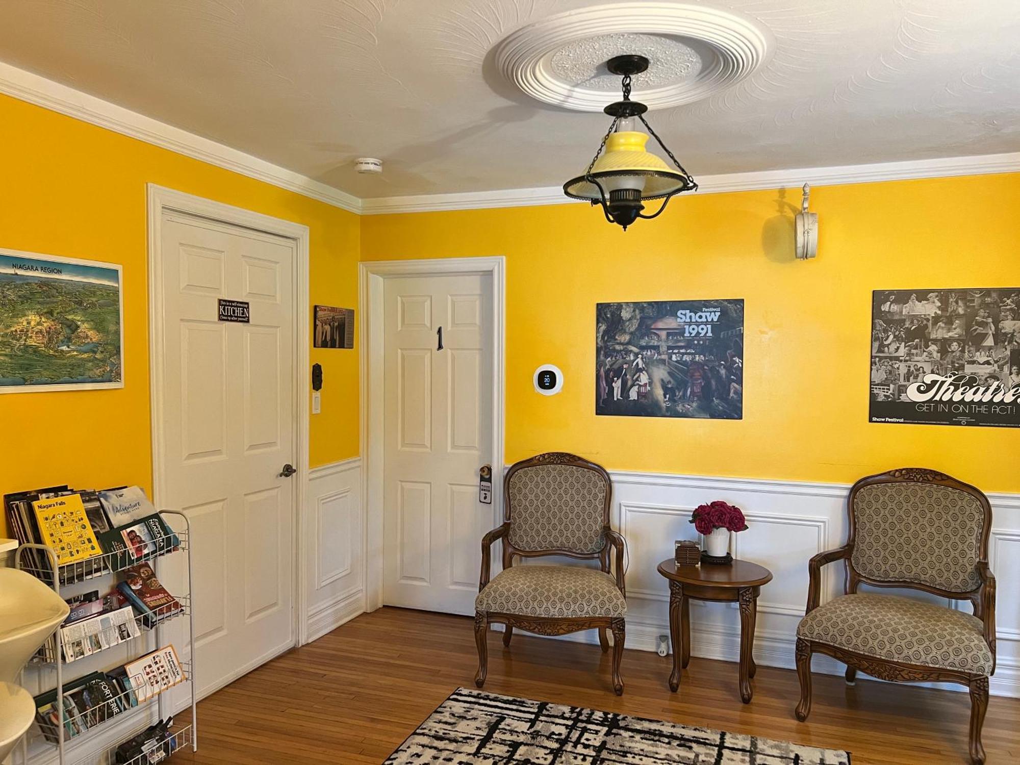 Bed & Breakfast Cozy House 3*