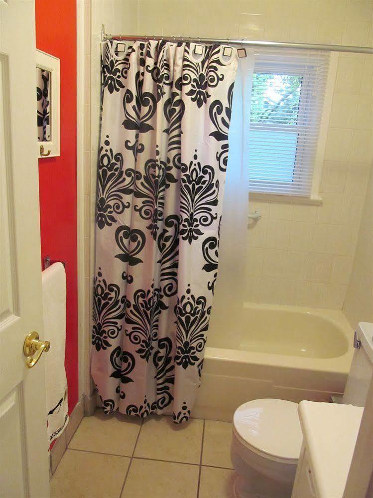 Cozy House Bed & Breakfast 3*