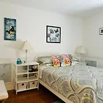 Cozy House B&B