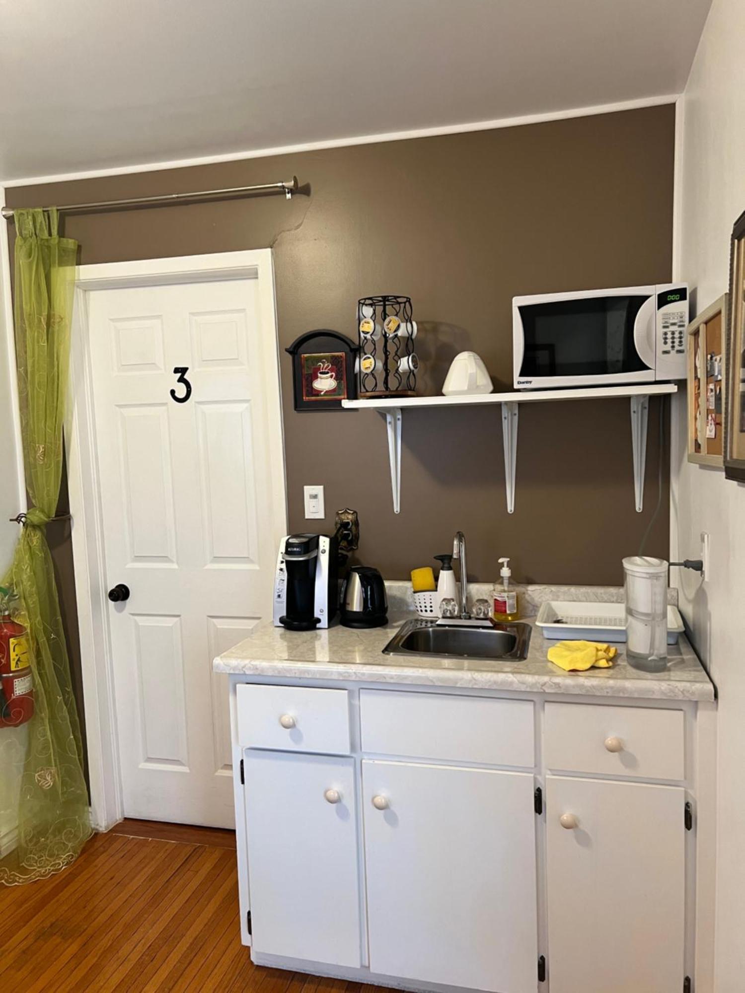 Cozy House Bed & Breakfast Niagara Falls