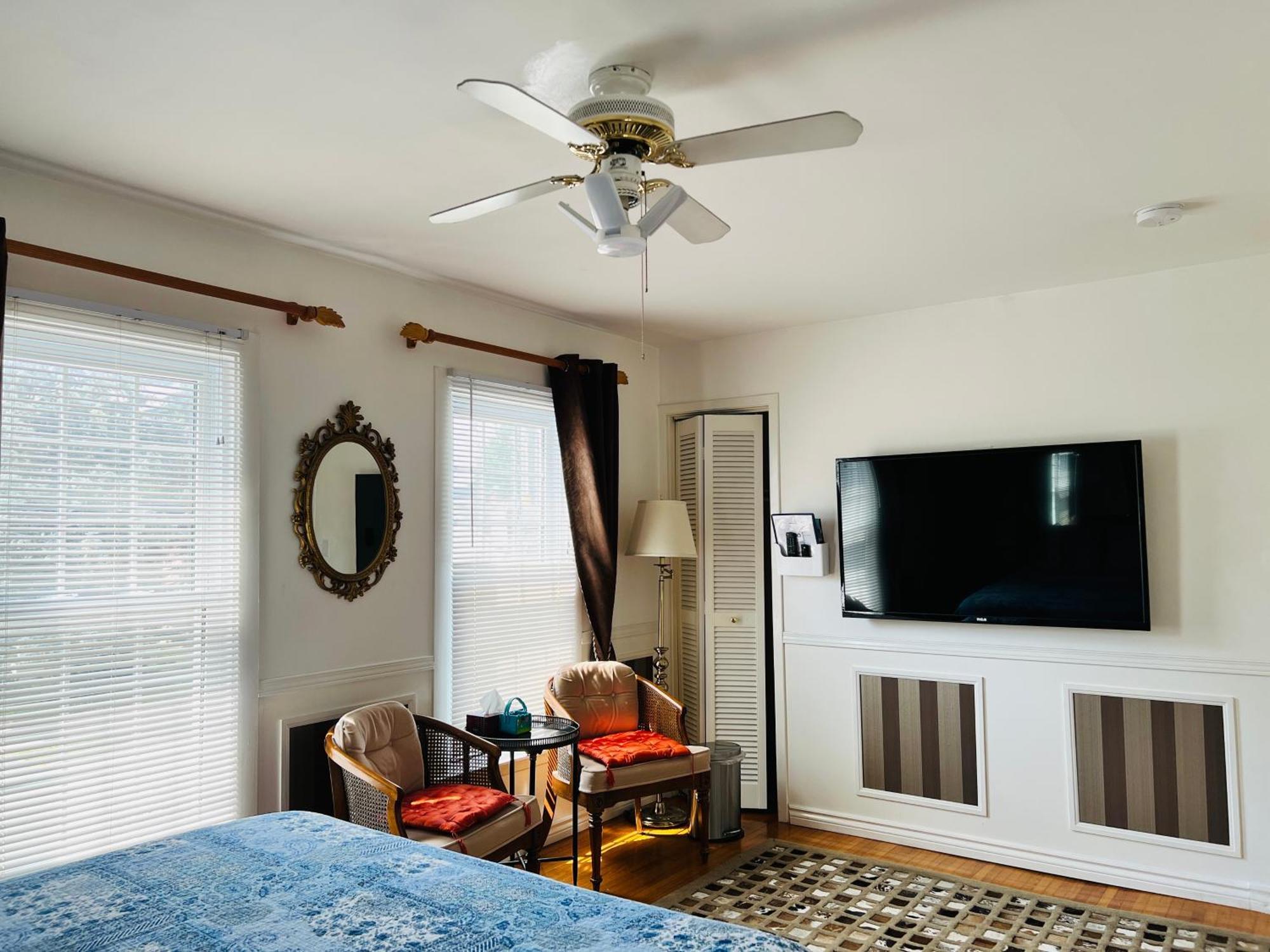 Cozy House 3* Niagara Falls