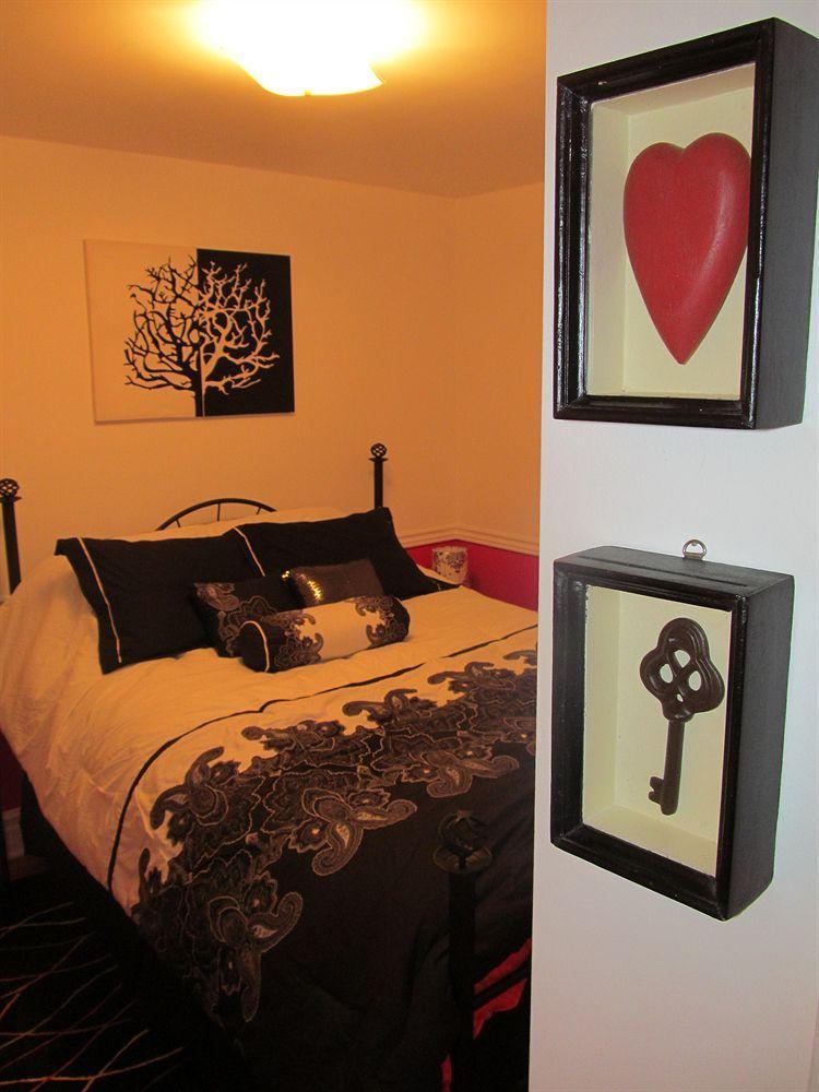Bed & Breakfast Cozy House Niagara Falls