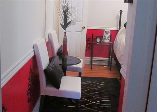 Cozy House Bed & Breakfast
